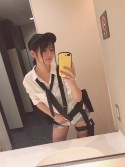 negyuria:  (鈴木咲さんのツイート: “本日17時〜配信予定の【第二回 PUBG GIRLS BATTLE】に参加します！ 下手くそなので笑えるプレイを目指します…！見てね！ Twitch:https://t.co/A79wjvmKoO YouTube:https://t.co/1iBvcFoBZz