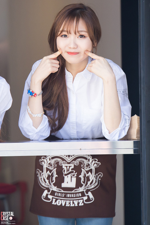 SuJeong (Lovelyz) - Cafe Lovelyz Pics