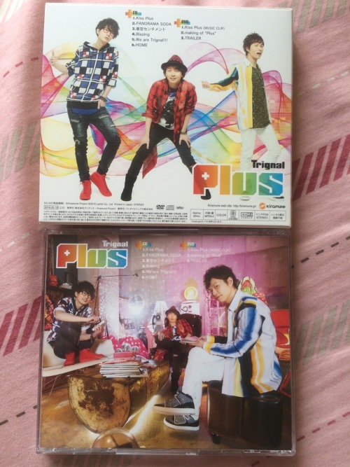 Picked up Trignal’s new mini album: Plus! ❤️ I love their solo shots! :3 Kiss Plus is my favor