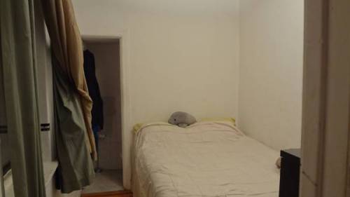 theworstroom:Lower East Side, Manhattan. $1400.00 &ldquo;girlfriend is moving out with some guy name