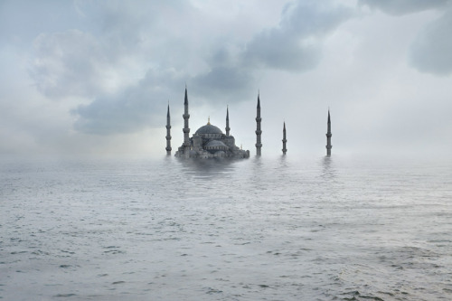 jeroenapers:United Land. Apocalyptische fotomontages van Francois Ronsiaux, wanneer de wereld verandert in Waterworld. Read More