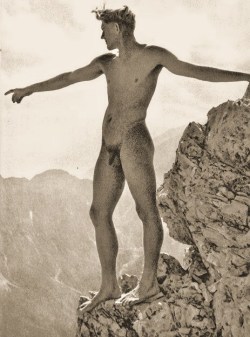 1bohemian:late 1920′s Germany.