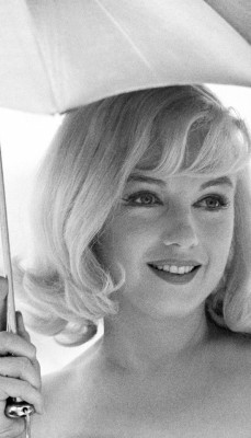 Porn xxhorace:Marilyn Monroe photos