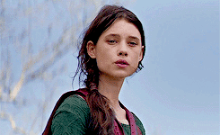 Lucy the Valiant, queen of Narnia Tumblr_inline_p8fkcefqob1umf7b7_250