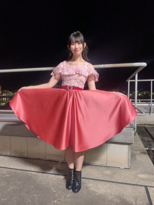 佐藤 海里 (NGT48)さんのツイート: 7枚目シングル 表題曲は「ポンコツな君が好きだ」です！ ジャケット写真も解禁となりました！ 赤とピンクが基調となっている新衣装も可愛い 楽曲もお楽しみにです