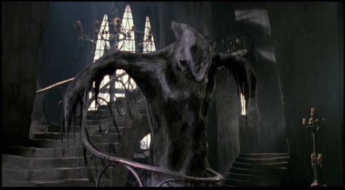 eyesaremosaics: Edward Scissorhands (1990)  Still one of my all time favorite movies, and such a bittersweet joy to watch during Christmas time. 