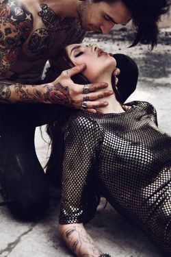 dating4tattoolovers:  Meet other tattoo lovers that are single and looking for a like minded soulmate