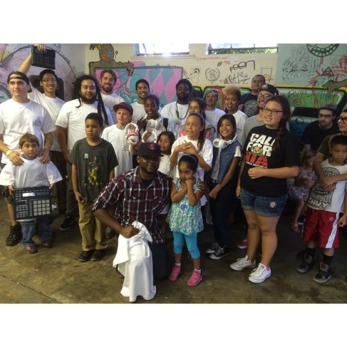 Group photo with all the instructors and students at our first Beat Workshop for the Youth at #thchr