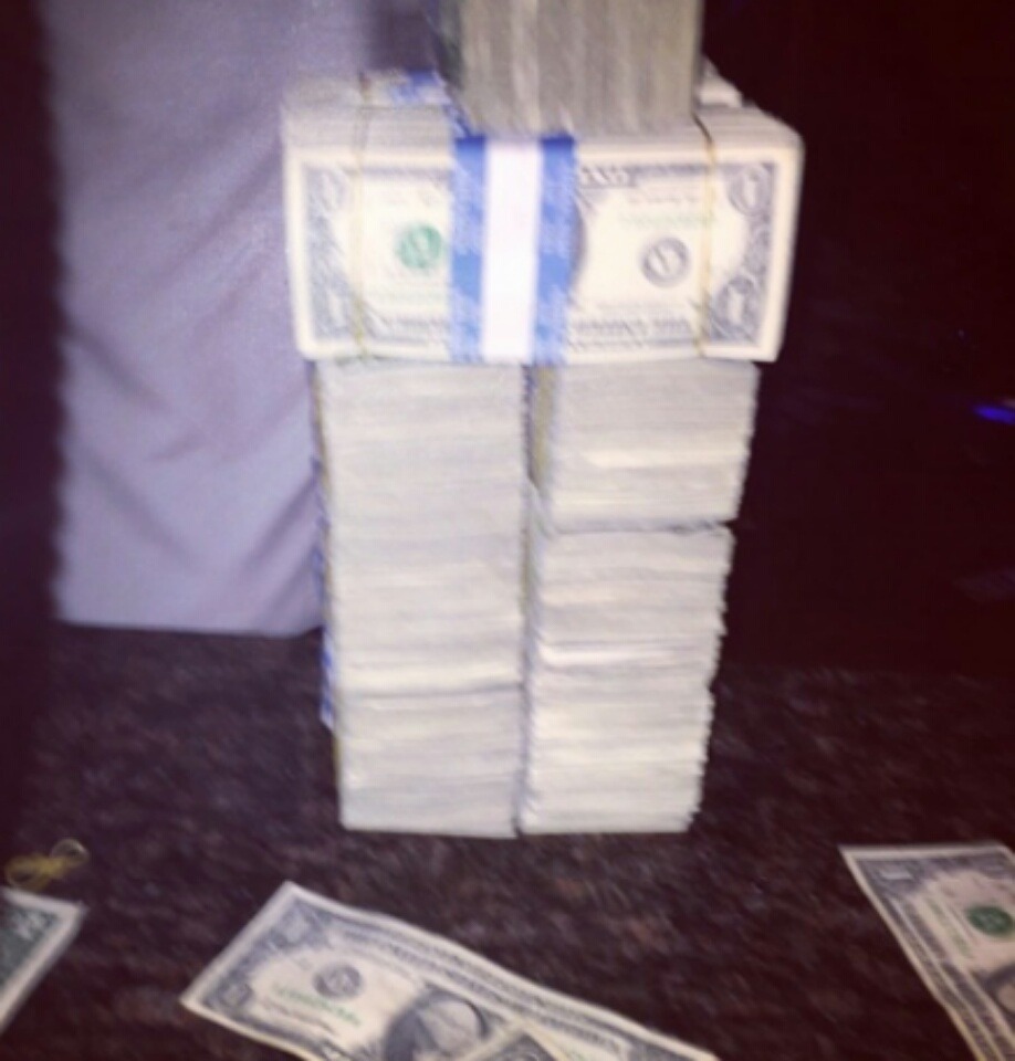 toxikjohnson:  This stripper life