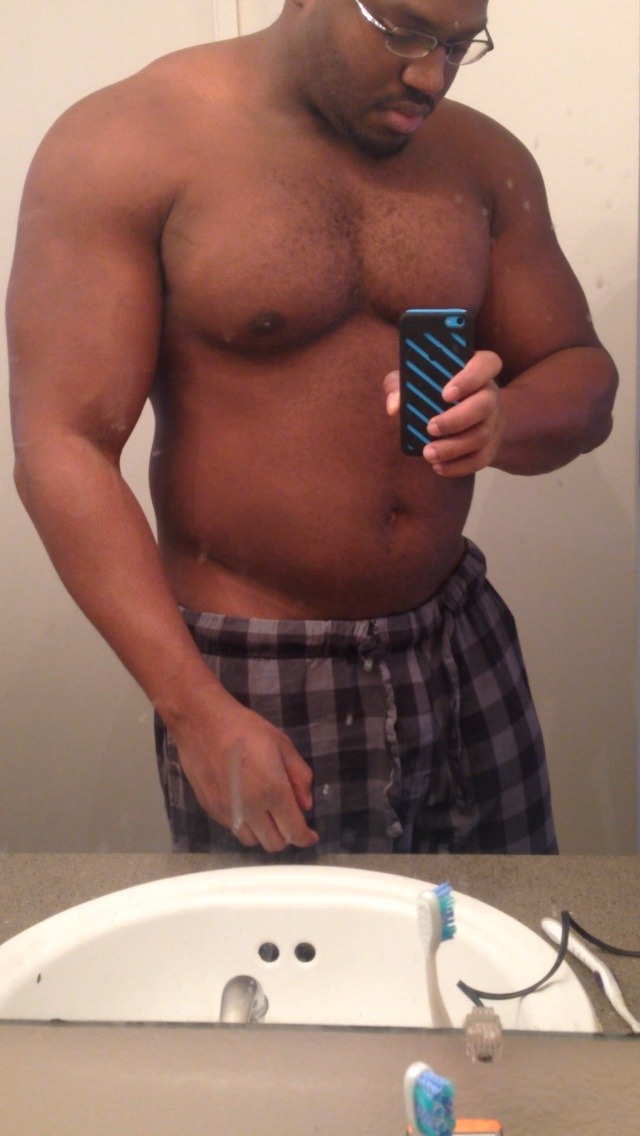 blkbugatti:brownlashon:Wow. I should really clean this mirror.THICK Love