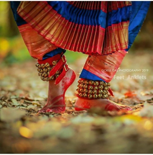 Morning ❤ Click by @gokuldas.ks #feet #anklets #chilanka #padasaram #payal #kolus #indianphotograph