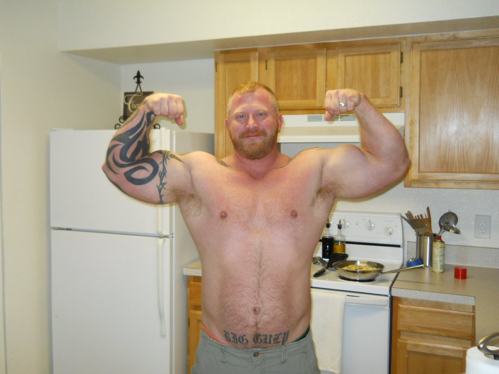 crazylife6:Eric liebig - huge bear muscle stud soft and hard 