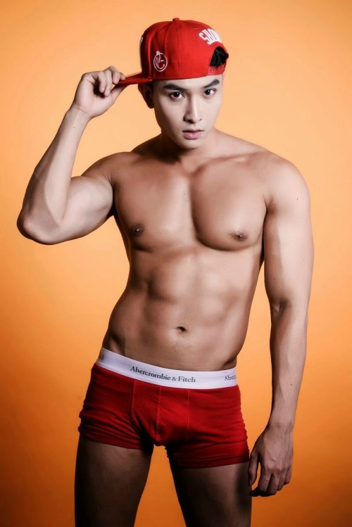 365daysofsexy:  CHAN THAN SAN