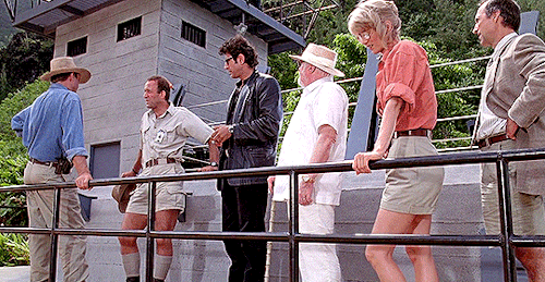 elizabeths-banks:We can discuss sexism in survival situations when I get back.Jurassic Park (1993, d