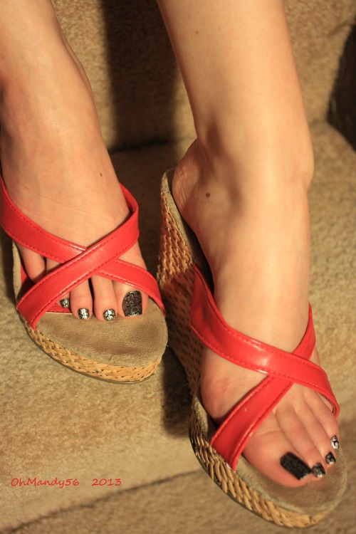 toe prints :)