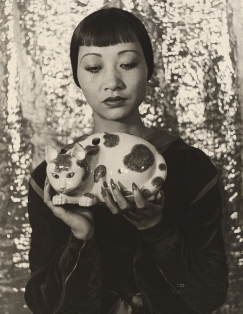 twixnmix:  Anna May Wong photographed by porn pictures