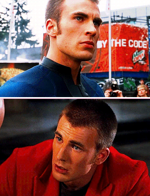 CHRIS EVANS AS JOHNNY STORM/HUMAN TORCH IN ’FANTASTIC FOUR’ (2005)