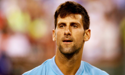 jiofreed:Novak Djokovic during his second round match against Kyle Edmund ಥ‿ಥ