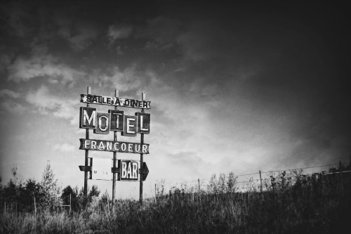 2/52 Motel Francoeur by ashleyDcrouse