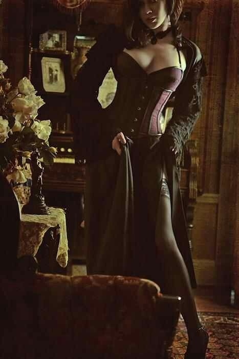 9vil-passions:  Evil Passion Fetish Goth Twitter 