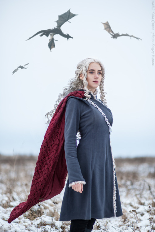 I sale my Daenerys Targaryen costume!!! —> www.etsy.com/listing/663342765/daenerys-
