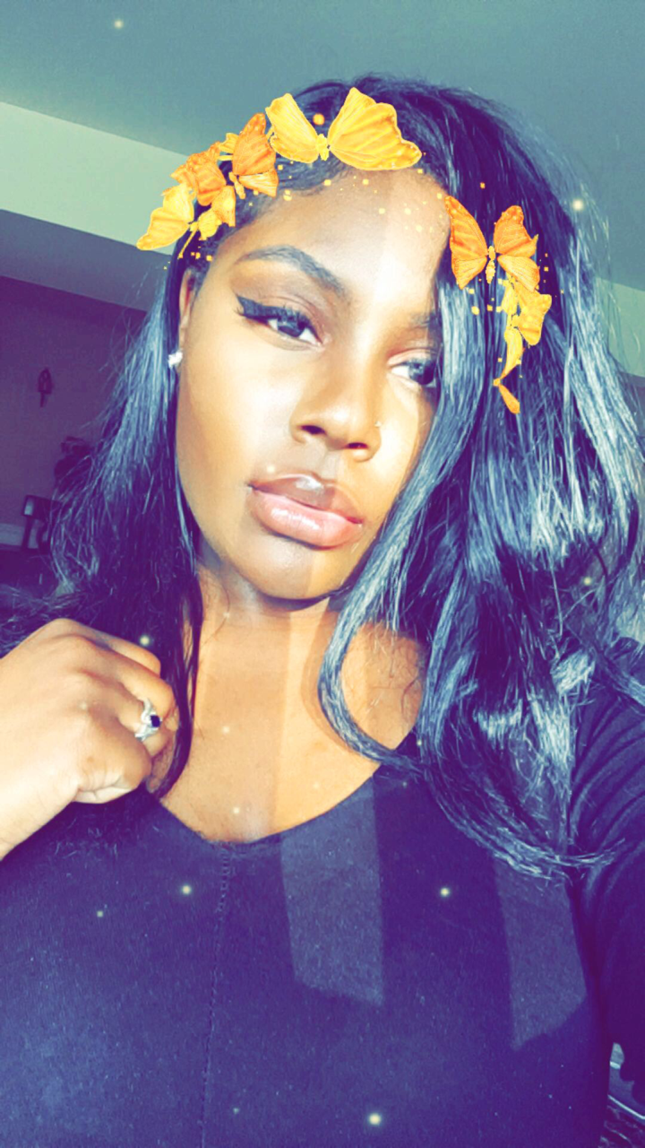dupreshalavonne:  I didn’t know which one to post so..✨🍫😏 