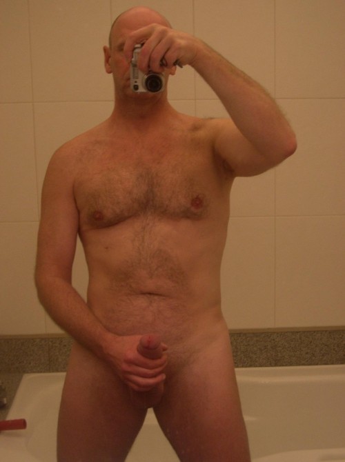 yourdadishot:  Next time move the camera so we can see your face, Daddy!