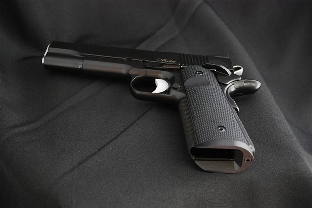 gunrunnerhell:  Dan Wesson Valor A fairly high end 1911 with an MSRP of about $2,000+.