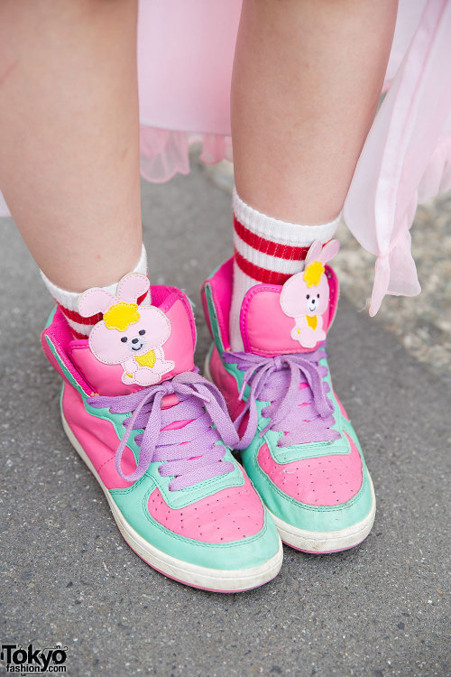 20-year-old Am on the street in Harajuku wearing sheer pastel vintage/resale fashion with items from