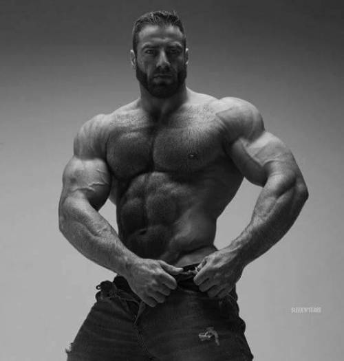 musclefx:  MORE PHOTO