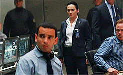 everybodyilovedies:  novacorps:  silvertons:  You picked the wrong side, agent.Depends