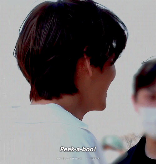 Peek-a-boo Taetae