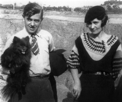 slimegargoyle:rené and georgette magritte with their dog after the war 