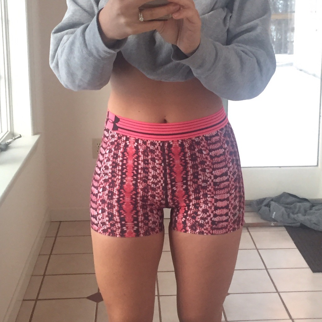 yogapantlouv:  Snug fit