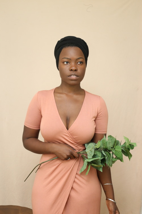 2jam4u:  bantubabe:  Happy Blackout Day everyone ! I’m Upile and I’m a storyteller. Follow my journey here : https://www.instagram.com/beingupile/ Pictures by the incredibly talented : http://instagram.com/a_kid_named_trav/   …holy fucking shit