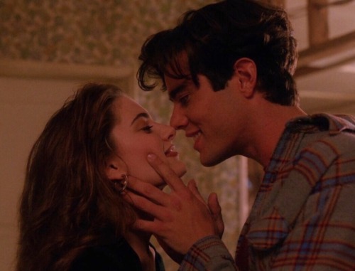 love:  Twin Peaks (1990-1991)