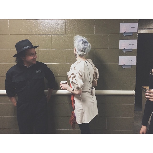 prince-johnny-frustrante:Playing shy. // Greenville, SC #stvincent2014