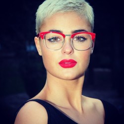 stefaniamodel:  #shorthair #stefaniaferrario