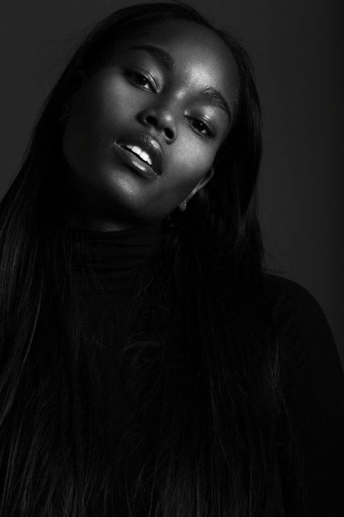Damaris Lewis By Joseph Degbadjo
