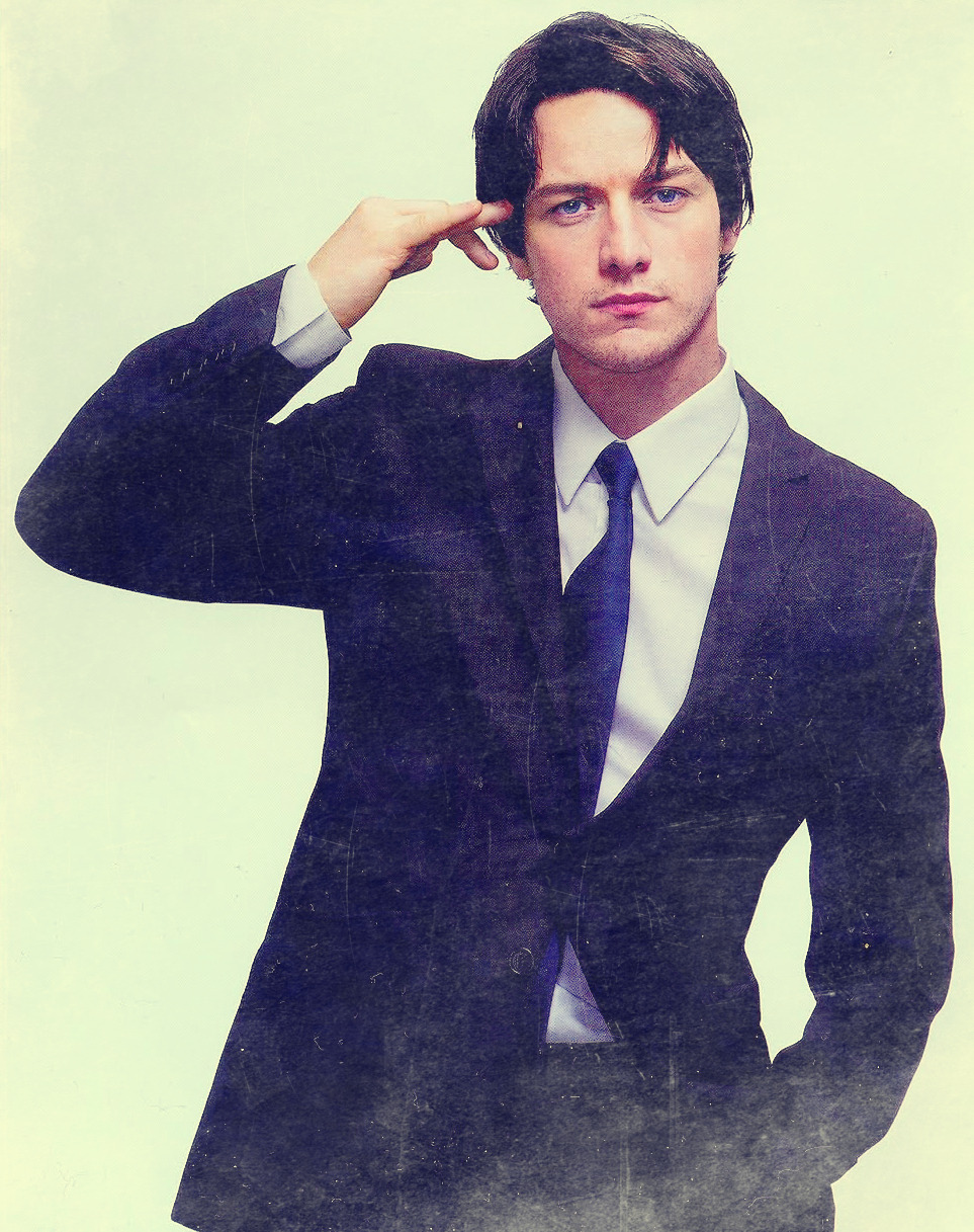 thestolentardis:  6/100 people that make me hot and bothered → James McAvoy &ldquo;I’m
