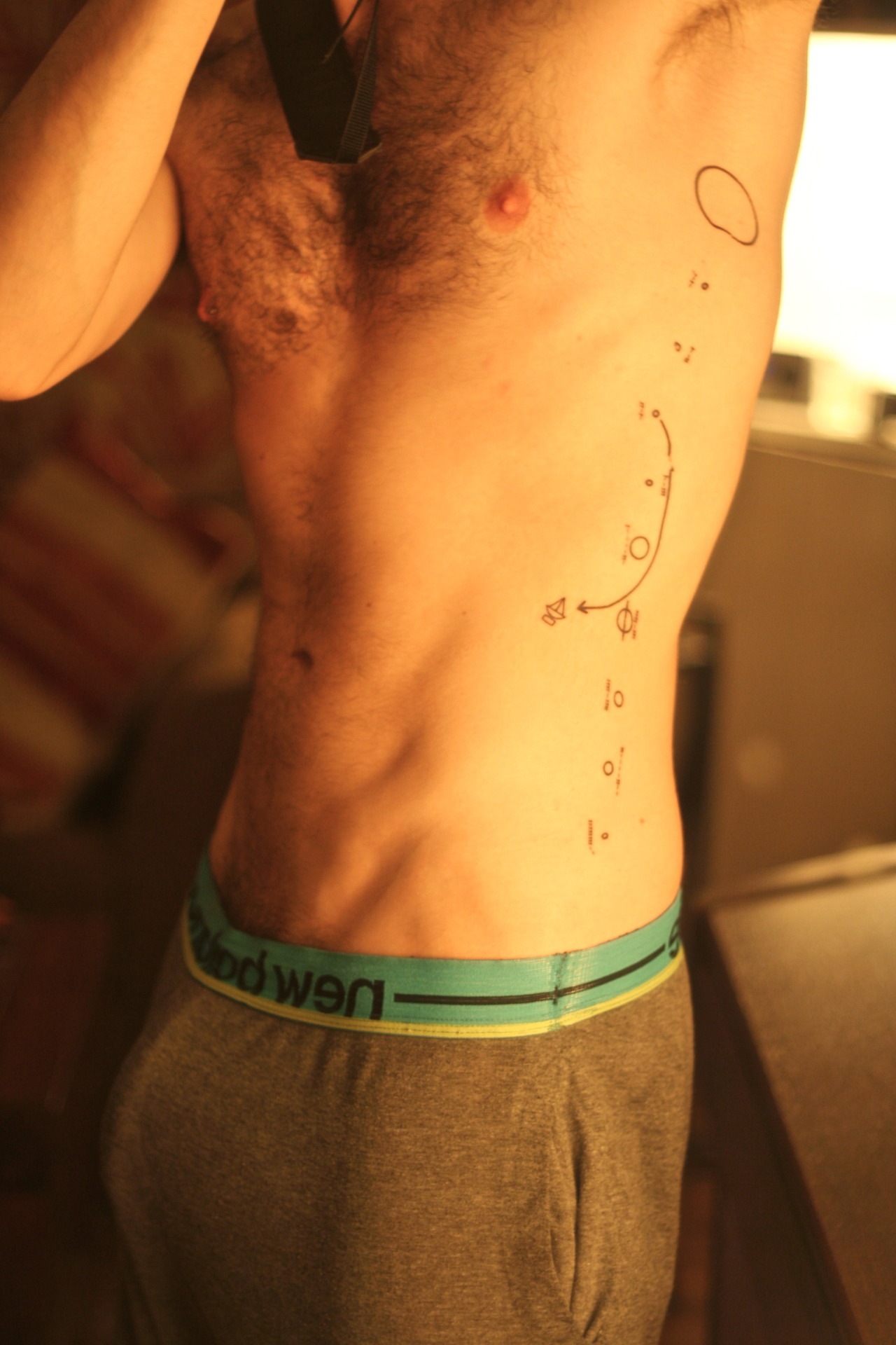 manbunofscience:  Geniune experiment for me.  Momentary ink custom temporary tat.
