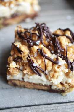 sweetoothgirl:   Peanut Butter Cup Cookies