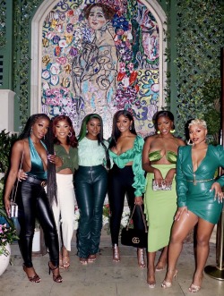 Sex melaninglamour:The grass is greener pictures