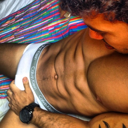 edu-dudu:  Diego Mineiro aka Adriano - garoto de programa (Brazilian gay escort) - Part 1 