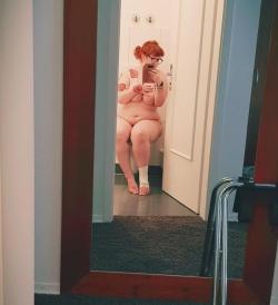 glasmond: This pic is some weeks old and some might be bothered by it, but I like it. I was bandaging my leg in a hotel room and saw myself sitting completely naked for the first time in what feels forever. And I thought: “hey, look at all this fluff.