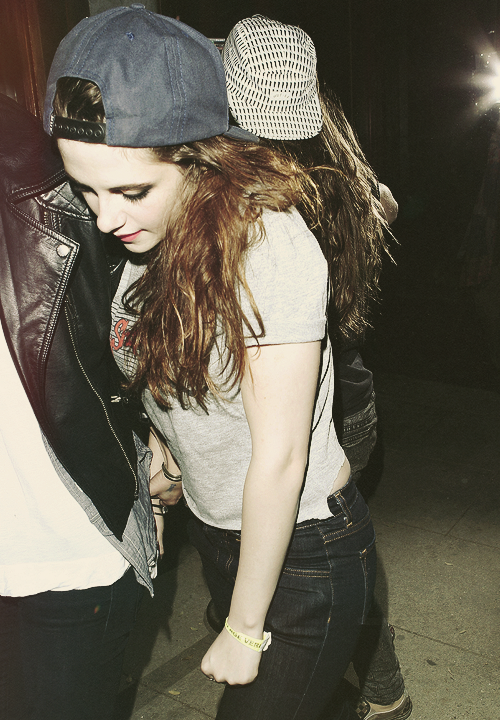 robstenwhore-blog:  “It is weird with the paparazzi. I’m quite shy and people think I’m aloof. I get that all the time, ‘She should not be in this position because she can’t handle it,’ and, ‘She is stuck up and doesn’t want to talk to
