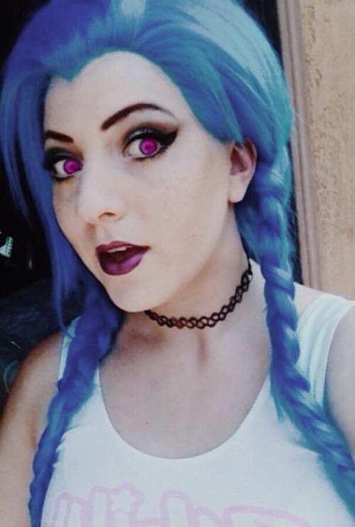 callmepowergirl: I have a waifu crop top and I’m jinx.