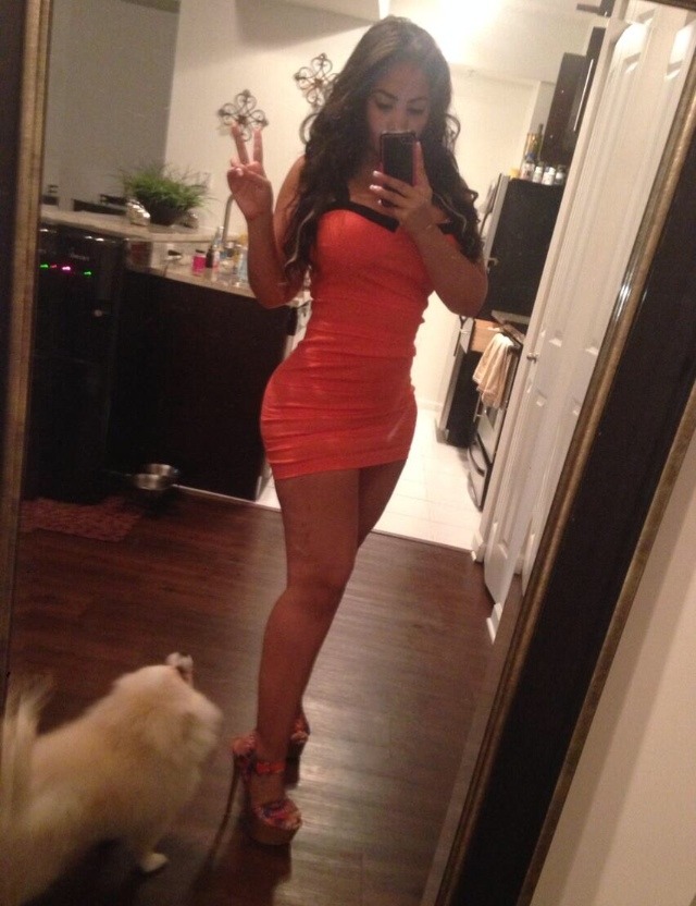tv424:  I wouldn’t pull out  Nice back n front!Reblog, like, follow&hellip;
