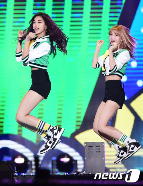 FY! MOMO