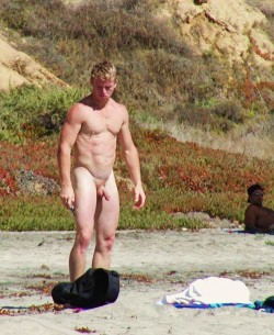 jockbeach:  http://jockbeach.tumblr.com 